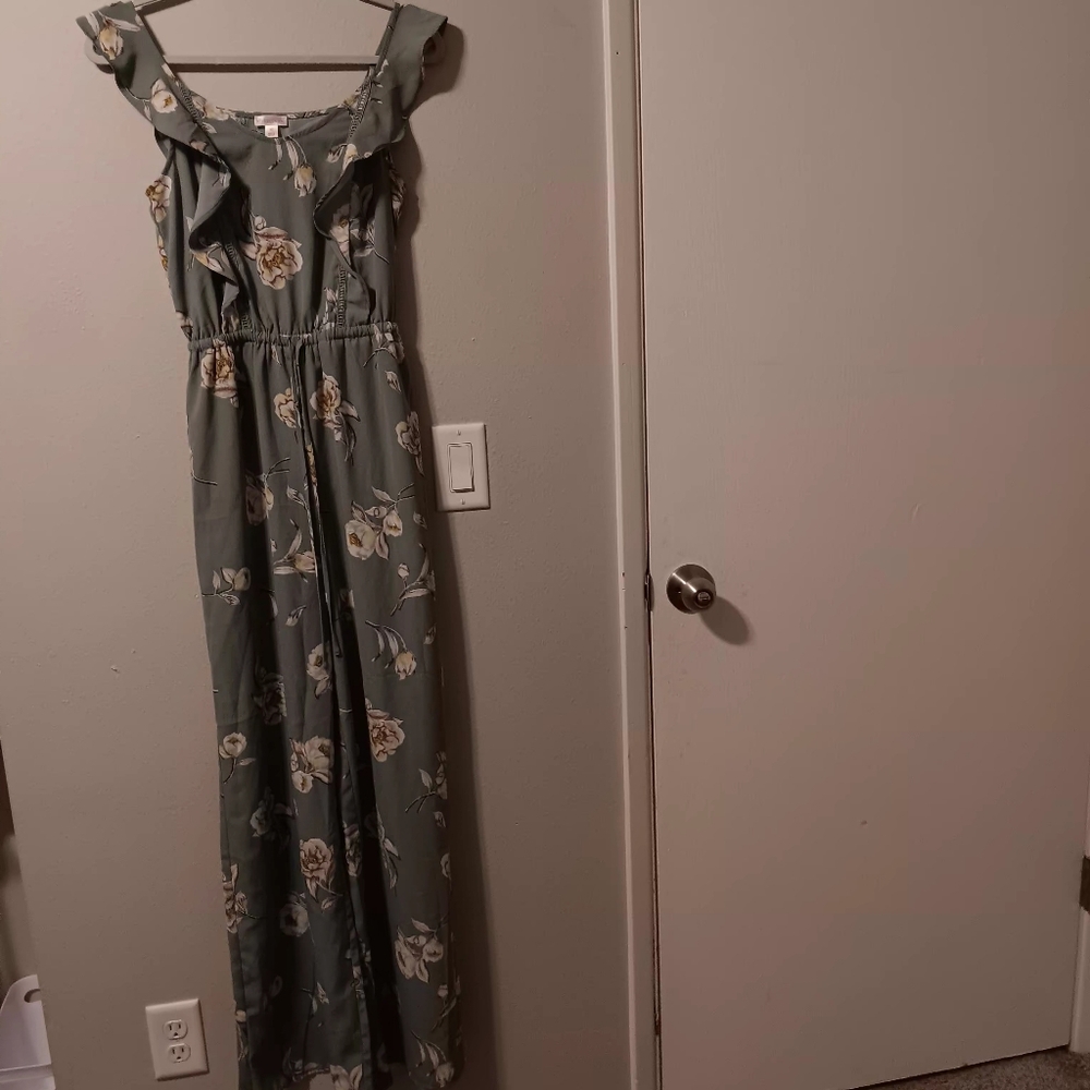 Xhilaration Sage Green Floral Wide-Leg Jumpsuit